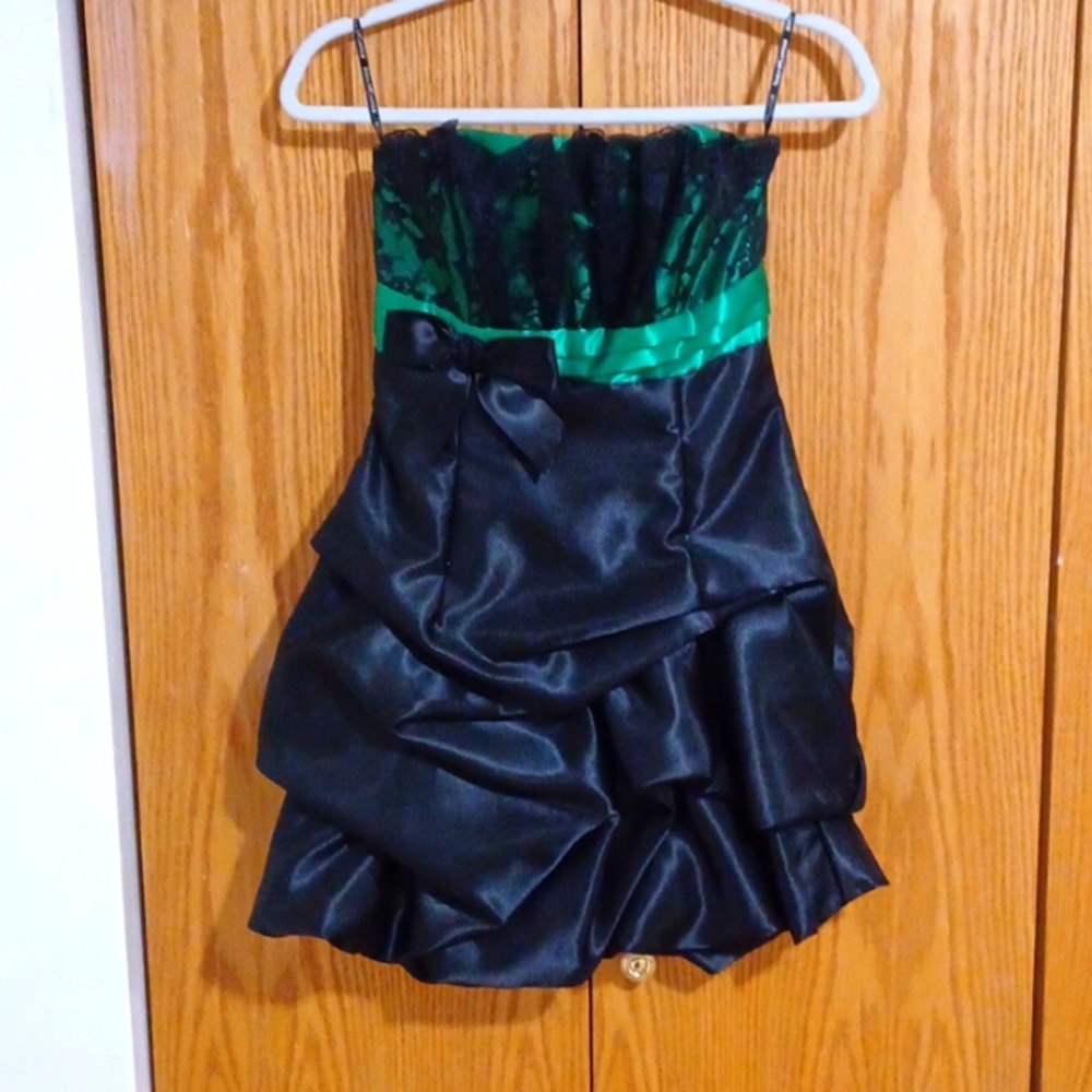 Jessica McClintok Junior Retro Formal Dress Size 3